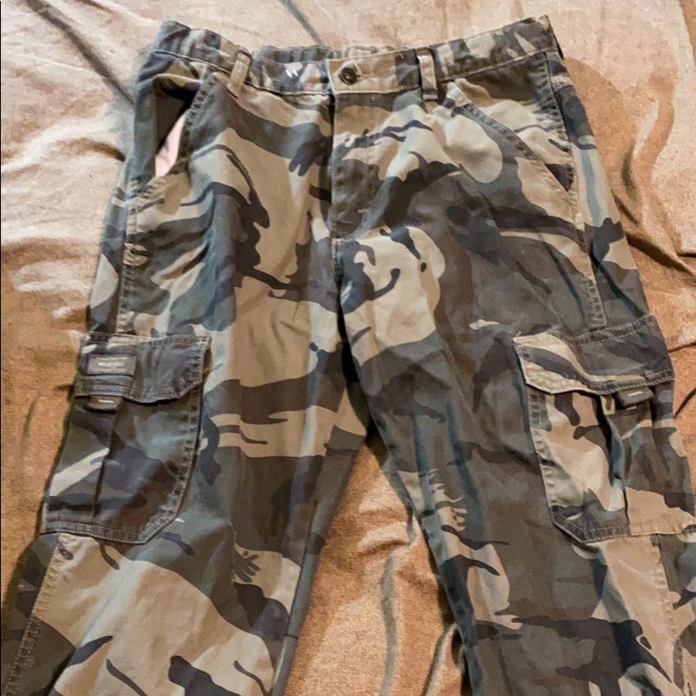 Camo Wide Leg Wrangler Jeans